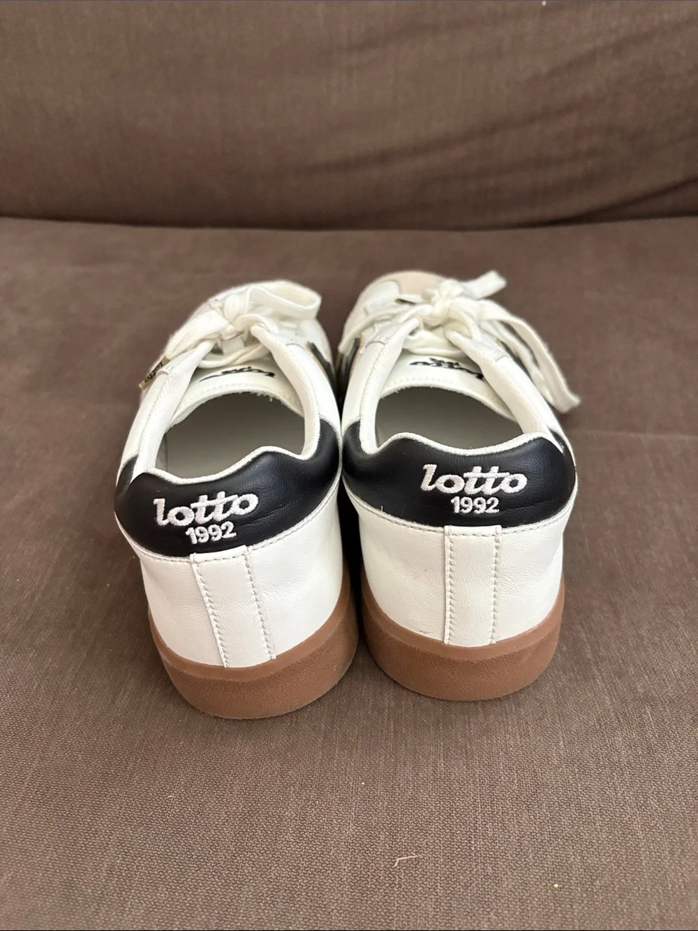 Men's Low-Top Sneakers in White and Brown with Black Heel Accent